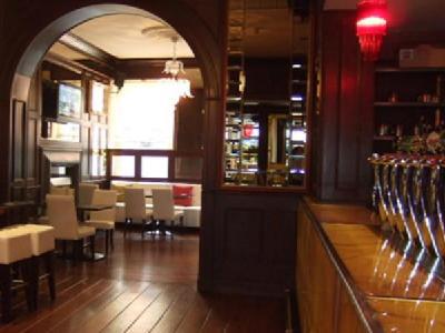 Hotel Russell Court 3*